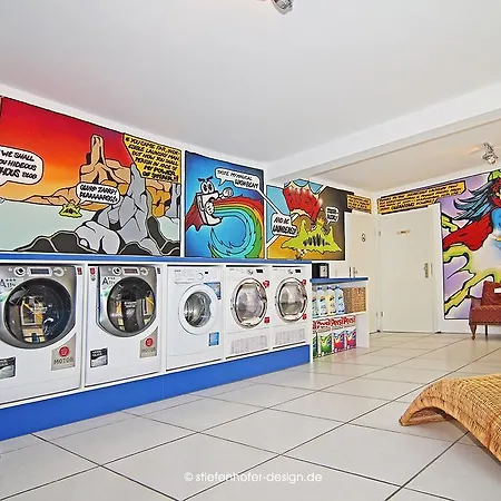 Vandrerhjem Brook Lane *