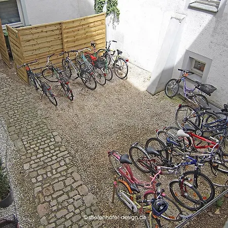 Vandrerhjem Brook Lane *